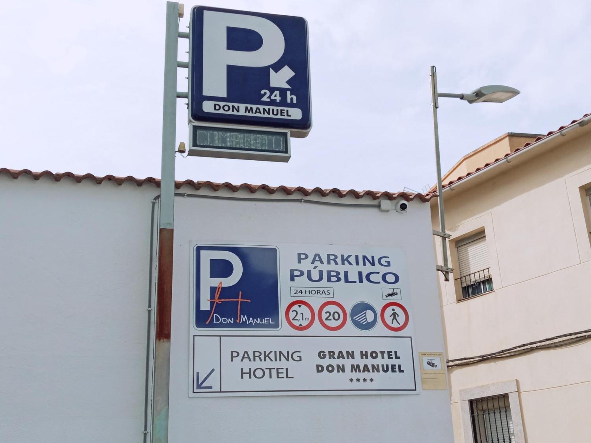 Apto La Almena 2 Junto A Plaza Mayor,2 Habitaciones,Parking Gratuito Caces Eksteriør billede