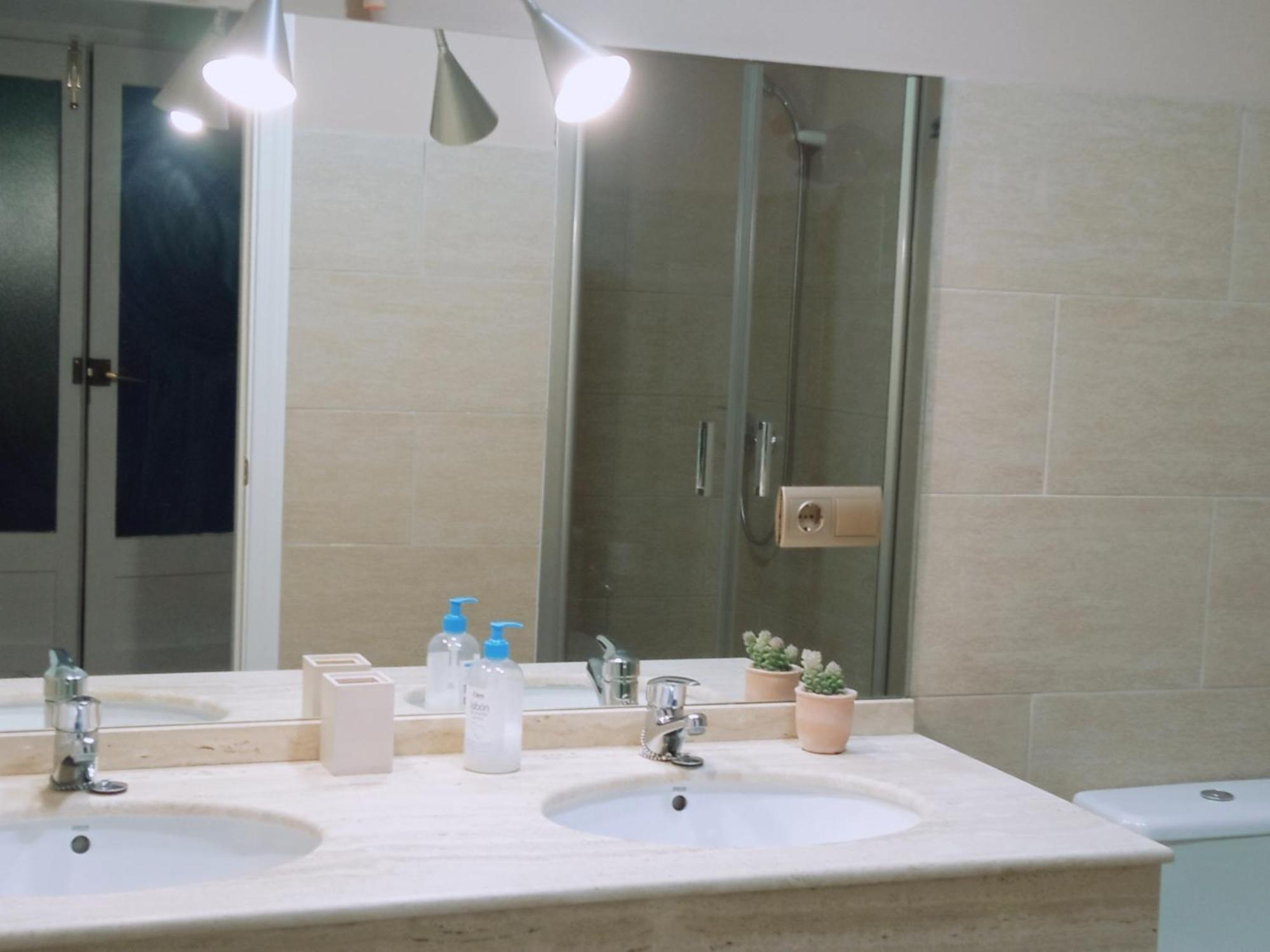 Apto La Almena 2 Junto A Plaza Mayor,2 Habitaciones,Parking Gratuito Caces Eksteriør billede
